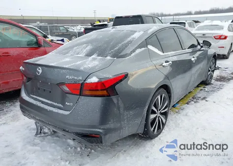 2019 Nissan Altima 2.5 Platinum z USA, uszkodzony, nr VIN 1N4BL4FW9KC138680